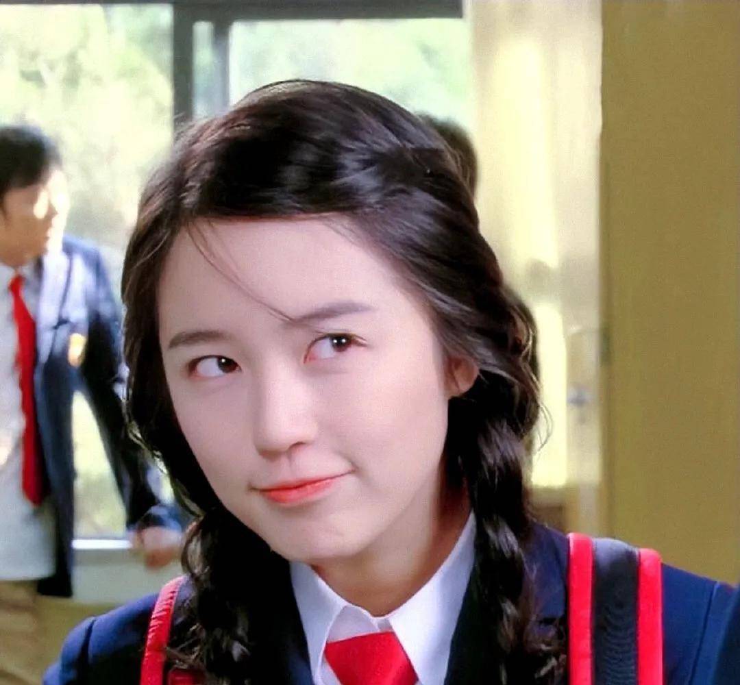 考古|尹恩惠复刻《宫》经典造型上演回忆杀，从“收视女王”到“从荧幕消失”，她可谓一步错步步错