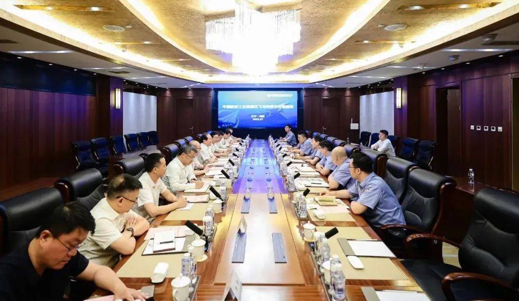 杨昌鹏到辽宁省沈阳市开展招商引资考察工作
